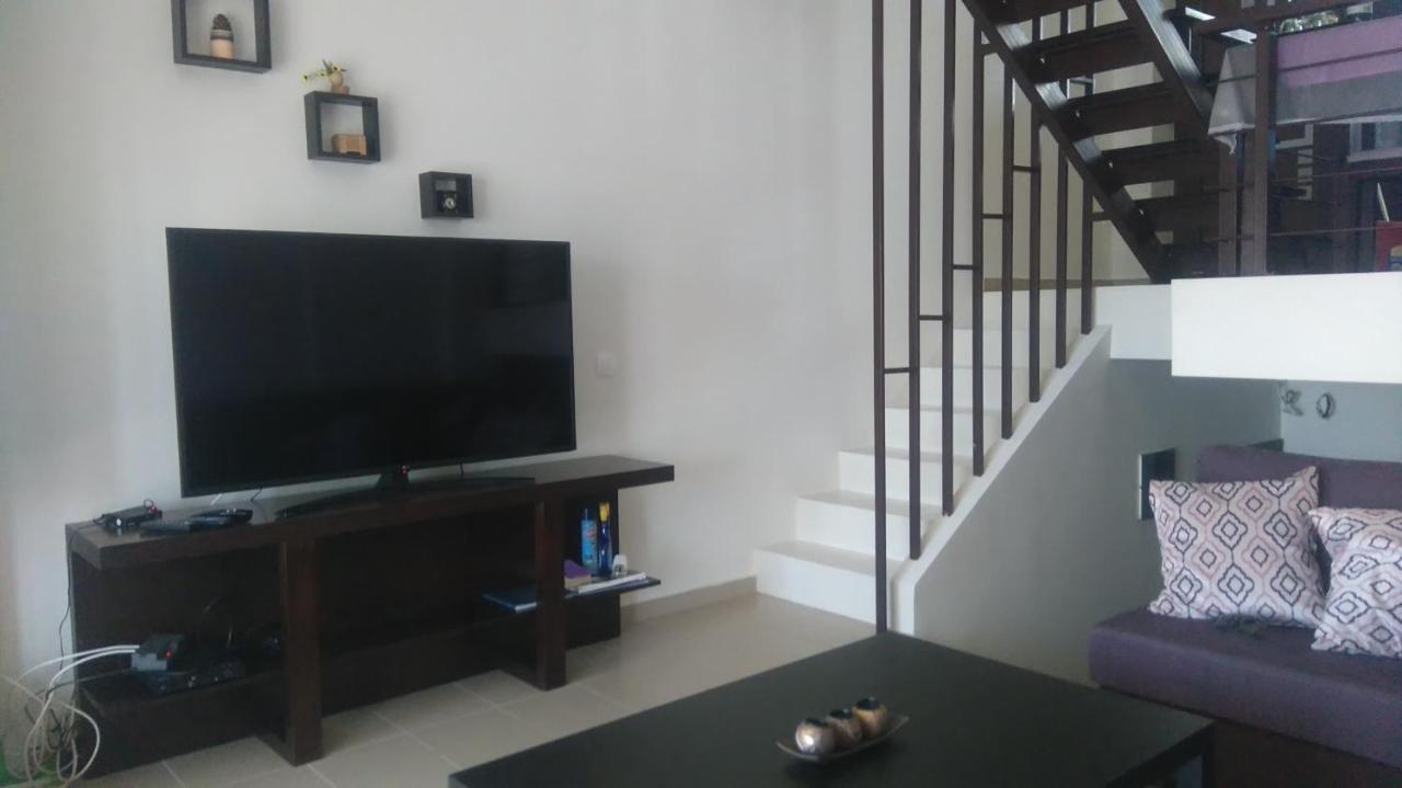 Maisonette Close To The Beach Nikiti  Buitenkant foto