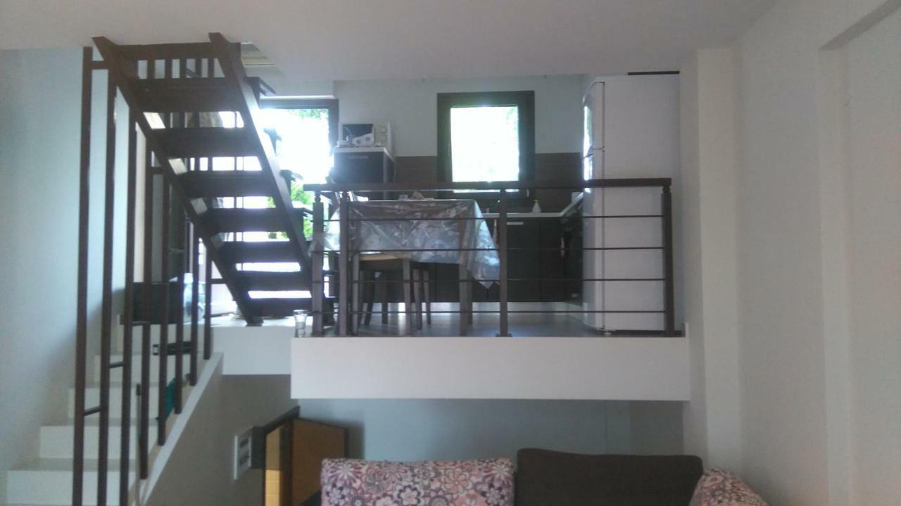 Maisonette Close To The Beach Nikiti  Buitenkant foto